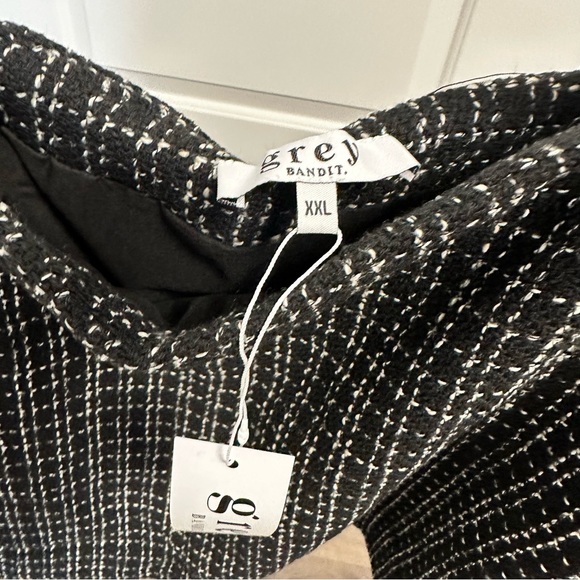 Grey Bandit  - Eve Tweed Skirt - Picture 3 of 7